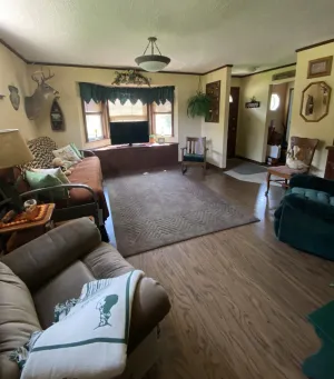 Image of Country Cottage located along the Muskingum River