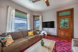 Image of Historic Roe Parker- DT Hood River, 30+ rental! Views!