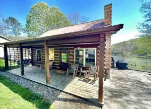 Image of Welcome to our serene lake house on the shores of Woods Creek Lake!
