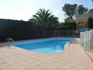 Image of Cozy Apt with Mezzanine, Terrace, Pool, Parking - 5 Min Walk to Beach
