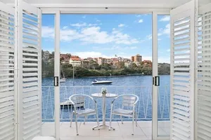 Image of Kurraba Point Harbourside Studio Steps from Ferry - BADEN