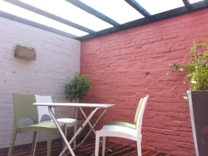 Image of Apartment with patio, quiet, near the market and in the city center