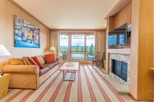 Image of 5⭐RESORT, 1 BED, 90 MIN FROM SEATTLE!!! SUN, HIKE, GOLF, SNOW, SKI🌞🍸️⛳️  #4070