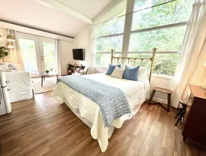 Image of Little Avalon in North Chattanooga- 5 minutes from downtown!