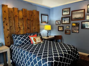 Image of Charming Downtown Suite
