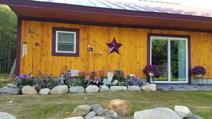 Image of Lakeside apartment in White Mountains