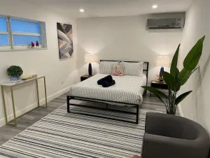 Image of Newly refurbished apartment with private garden