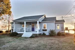 Image of Riverfront Cottage Close To Washington, Bath And Belhaven!
