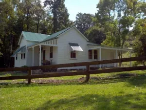 Image of \"Blue Hills Cottage\"