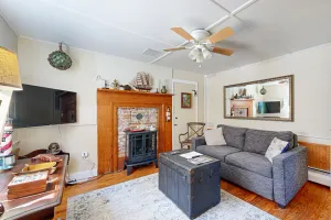 Image of Historic Boothbay Harbor cottage with antique decor, washer\/dryer & deck