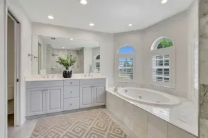 Image of Privacy Pool Gulf Access and Luxury