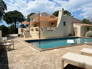 Image of Beautiful waterfront villa