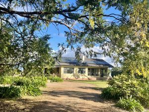 Image of Glenwari Cottage-Jindalee NP