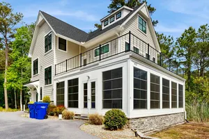 Image of Pond Acres --- 402 Salt Pond