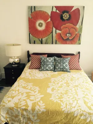 Image of Apartment in the heart of Marquette w\/ cable & wifi!!  Next to premier brewpub!!