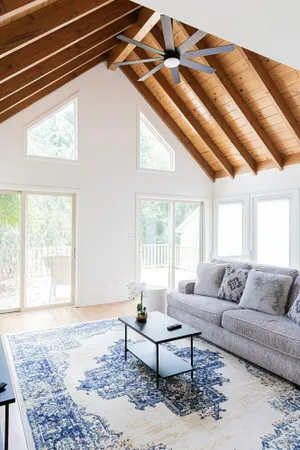 Image of Modernized & Enchanting 1920s Retreat