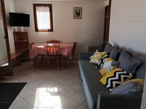Image of Cozy 2-Bedroom Chalet Apartment, Sleeps 6, WiFi, Near Ski Slopes - Les Angles