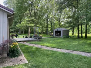 Image of Shady Lakes Escape-w\/n minutes from Wineries & Lakes!