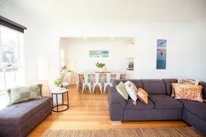 Image of Beachside Getaway Bay Views North Shore VIC Sleeps 12 Free Wifi