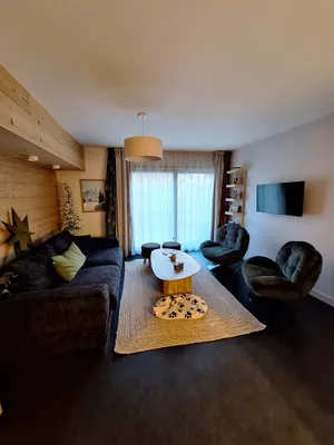 Image of Serre Chevalier, Monêtier, superb renovated apartment with terrace overlooking garden