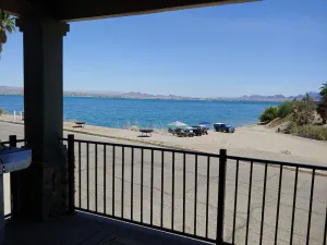 Image of Angie's Waterfront Retreat located at Havasu Landing Resort