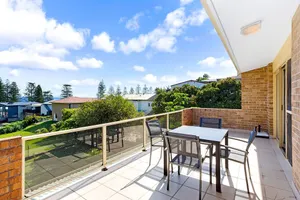 Image of Right in the heart of Black Head - central to shops, beach, parks and cafes