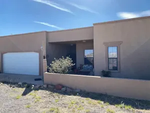 Image of Beautiful open spacious 3 BR\/2 bathR home