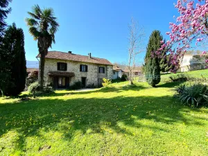 Image of Gite de Groupe \"petit Moya\", Maison de Campagne
