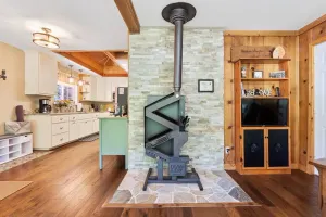 Image of Sugar Pine cabin in the woods\/ King bed\/ Fire pit