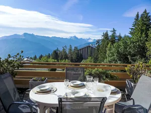 Image of Studio Terrasse Des Alpes 618 by Interhome
