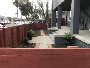 Image of 2bed 1bath close to downtown LB, LA and OC.