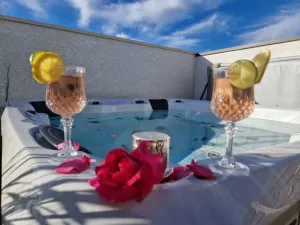 Image of House 4 * SPA outside, 4 bedrooms, 2 bathrooms, near beach