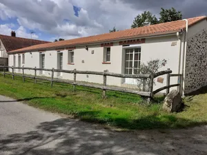 Image of Renovated Farmhouse: 4BR, SPA, WiFi, Baby Gear, Near Pornic