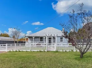 Image of Addisons Stanthorpe with hot tub