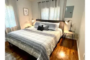 Image of Just like HOME! Comfy KING bed, REMODELED! CLEAN!