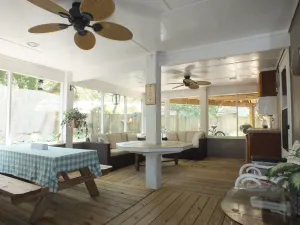 Image of BEACH GETAWAY W\/ JACUZZI TUB & GAME ROOM CENTRALLY LOCATED SPACIOUS ROOMS
