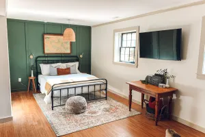 Image of Steps to VT Campus & Cassell Cozy Blacksburg Studio
