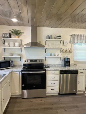 Image of Honey, I found it!!, Cozy family getaway in Sevier