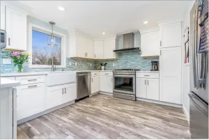 Image of Beautifully Remodeled New To The Market Walk To Scarborough Beach With AC