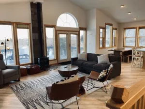 Image of Capitol Reef Home with fast wi-fi and washer\/dryer