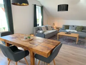 Image of Central: Lovingly renovated old building apartment 85m2 in the beautiful Katharinenviertel