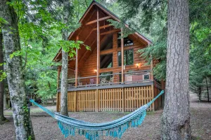 Image of Cedar Shoals - Riverfront, Hot Tub, Dog Friendly\/ Minimum Age Requirement of 25
