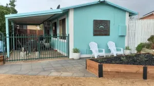 Image of 2 bedroom pet friendly cottage right next to the lake