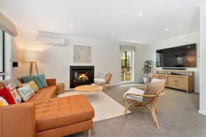 Image of La Maison Ver La Mer by Ready Set Stay - BYO LINEN & TOWELS