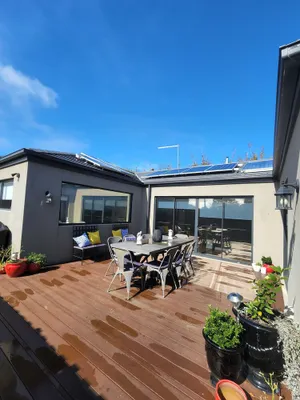 Image of The Sanctuary Escape- sleeps 12 -  four mins from hot spa, wineries, beach <br>