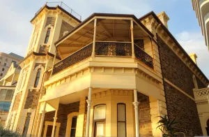 Image of Seafield Tower Glenelg Apartment