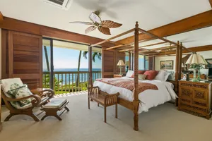 Image of Oceanfront Corner Villa w Air Conditioning - Alekona Kauai