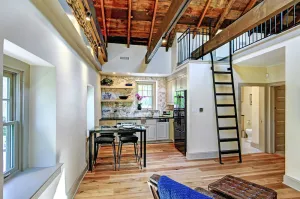 Image of Sunny Executive Carriage House \/ Guest House located in Blue Bell, PA.
