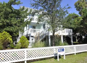 Image of Time Flies: Centrally located popular dog friendly home.