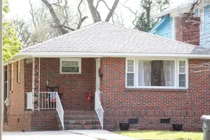 Image of Spacious 2 Bedroom Home within 8 Minute walk to Downtown Augusta